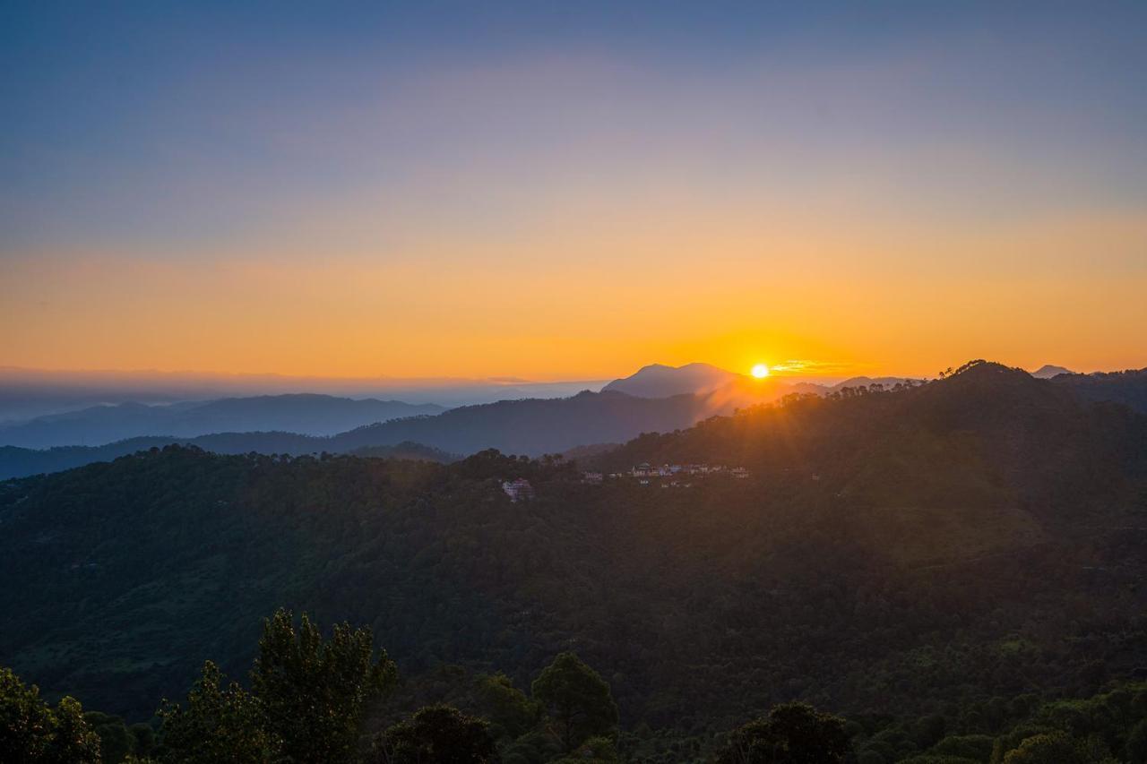 Stayvista At Springfield With Bonfire Kasauli Zewnętrze zdjęcie